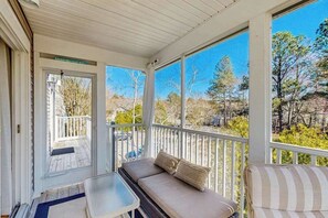 TV, fireplace, DVD player, offices - Sea Colony 2nd floor condo with pools, tennis/pickle ball courts, fitness center (Bethany Beach)