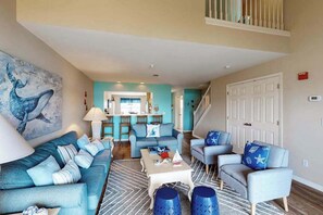 TV, fireplace, offices - Bethany Bay 3rd floor condo w/pool, hot tub, tennis court, on-site golf (Ocean View)