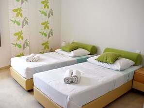 3 bedrooms - Ideal Getaway Flat With Pool and Rumpus Room (Tar-Vabriga)