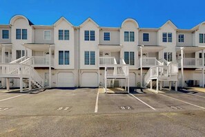 Exterior - Bethany Marina bayfront condo with pool, fireplace, water views (Ocean View)