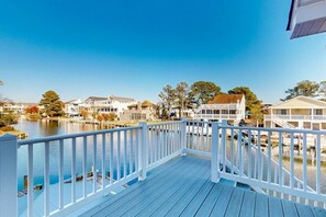 Terrace/patio - Town of South Bethany enchanting canal-front retreat with decks & amazing views (Bethany Beach)