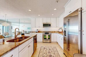 Fridge, microwave, oven, stovetop - Kings Grant Beachfront Townhouse w/Ocean Views, Shared Pool, Free WiFi, Private (Fenwick Island)
