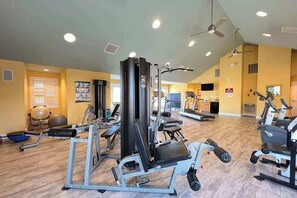 Fitness facility - White Creek at Bethany spacious home with resort amenities, media room, & W/D (Ocean View)