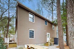 Exterior - Dog-friendly 3BR, close to South Bethany beach and boardwalk (Bethany Beach)
