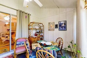 Dining - Mallard Lakes townhouse w/community pool, tennis & basketball court (Selbyville)
