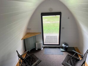 Interior - Bracelands - Cosy Pod 4 (Coleford)
