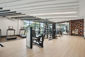 House - 6min to Domain 12min DT Studio- Pool Parking (Austin)