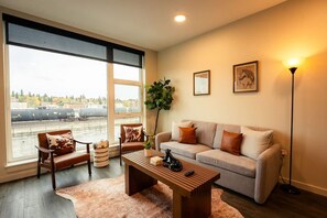 Room - Heart of Downtown City View Walkable to Hotspots (Spokane)