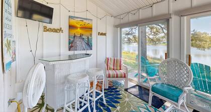 Mallard Lakes condo w/community pool, hot tub, tennis & basketball court