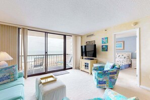 TV, DVD player - Sea Colony oceanfront 7th-floor condo with pool & tennis/basketball courts (Bethany Beach)