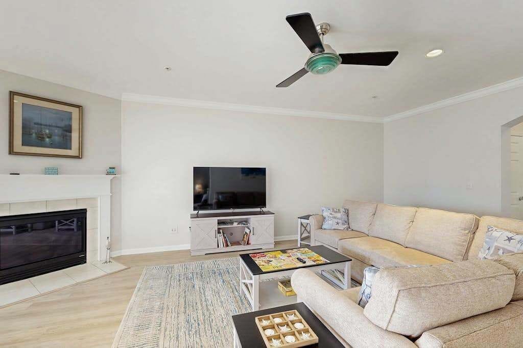 TV, fireplace, video games, offices
