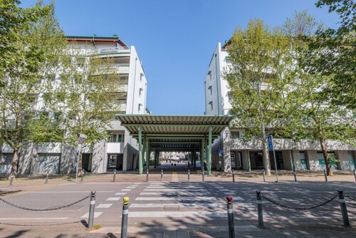 Comfortable 50m2 apartment, ideal for 2 people, located on the third floor of a building with a lift.The accommodation is located in a strategic position less than 1.5 km from the center of Bergamo and the train station, easily reachable both on foot and