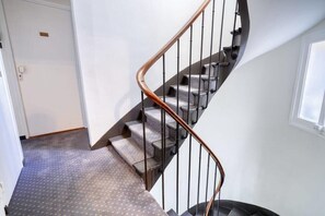 Interior - Superbe Studio-Coeur du 17em-Bail moyenne durée 1G (Paris)