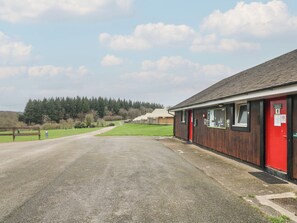 Exterior - Bracelands - Safari Tent 3 (Coleford)