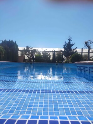 Pool - Magnificent villa in Santa Susanna, 100m from the beach, with pool and privacy (Santa Susanna)