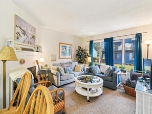 Smart TV, offices, computer monitors - 3BR Townhome w/ Yard, Firepit & Deck | Near Beach! (Bethany Beach)
