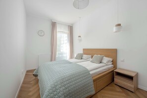 Iron/ironing board, travel cot, WiFi, bed sheets - Comfortable Apartment | View Terrace (Wrocław)