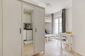 Interior - Gorgeous Studio - Coeur du 17e-Bail Moyenne durée (Paris)