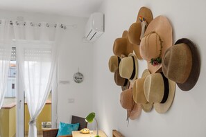 Interior - Vacation Home "Sa Domu De Nicolo" in the Heart of Portoscuso (Portoscuso)