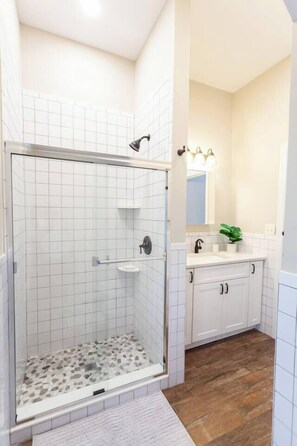 Hair dryer - Spacious Home Near NYC&Metlife w private parking (Jersey City)
