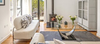 Pear Tree Cottage - pet friendly