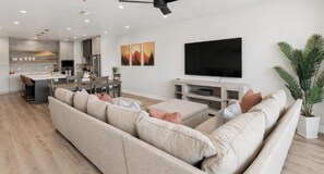TV, ping pong - Double the fun @ The Isle - 2 Homes | Up to 24! (Washington)