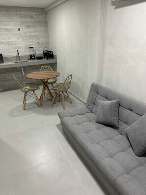Economy Studio, Balcony | Living area