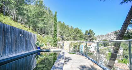 La Maison Bleue - Cabanon avec piscine et parking