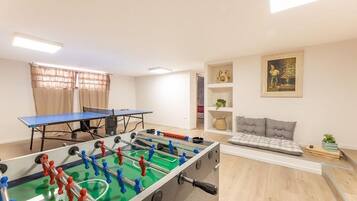 Spielezimmer