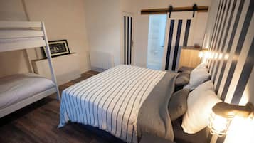 Familien-Vierbettzimmer