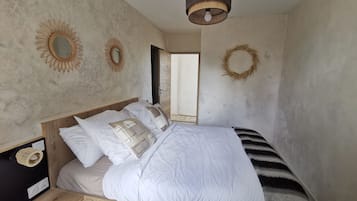 Décoration personnalisée, bureau, Wi-Fi gratuit