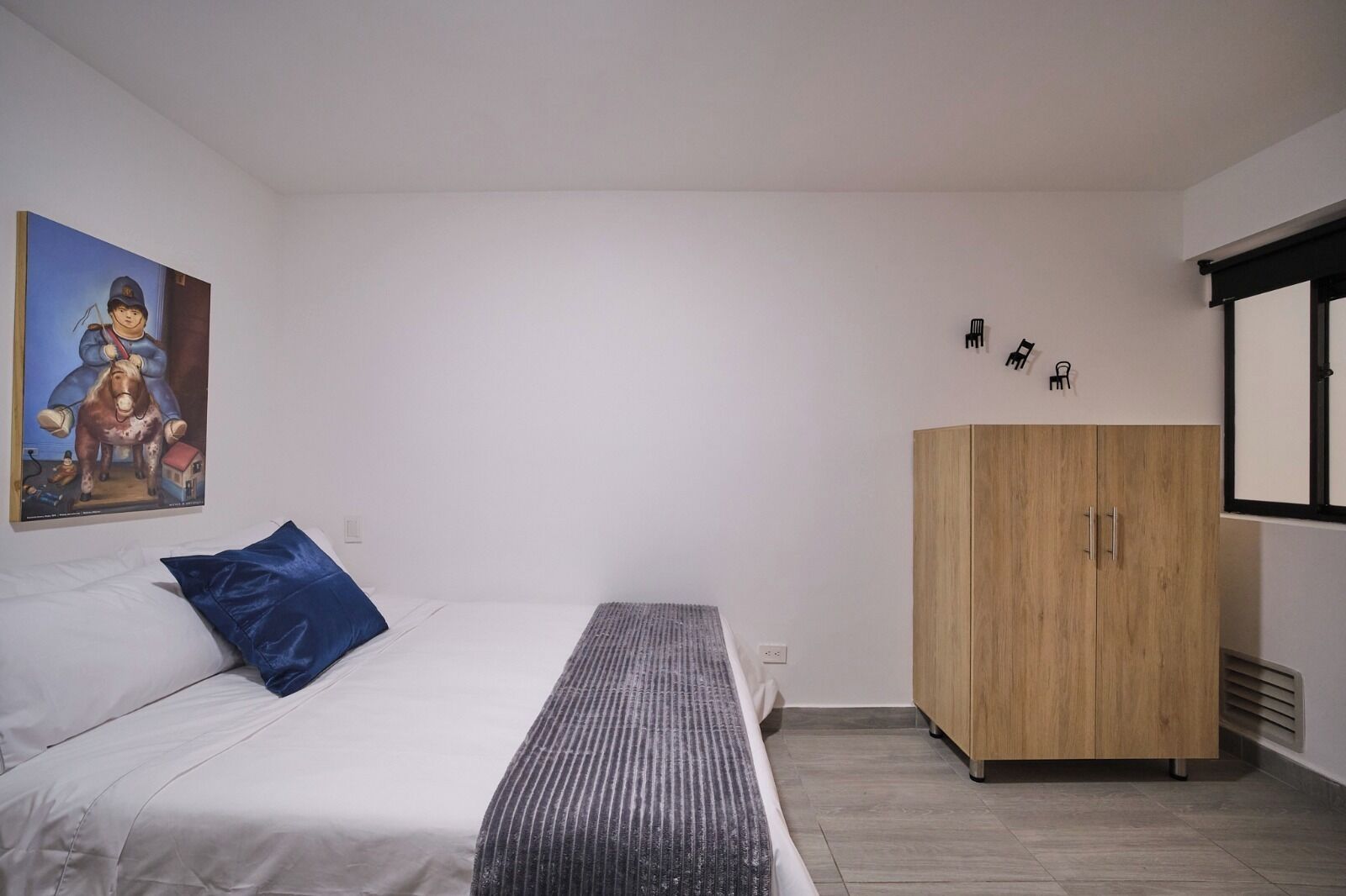 Classic Apartment | Desk, free WiFi