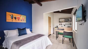 Appartement de base | Bureau, accès au Wi-Fi (inclus)