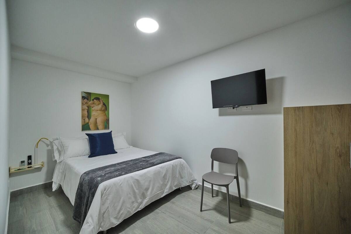 Basic Apartment | Desk, free WiFi