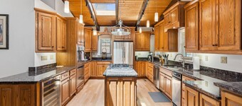 Private Dock | Lake Lanier | Waterfront | Spacious Family Home | Grass-to-Water Dock Access!