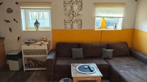 Living area - Modern loft apartment No. 3 with terrace (Aurich)