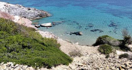 Residenza Cala di Seta Appartamento trilocale Luca con vista mare per 5 persone