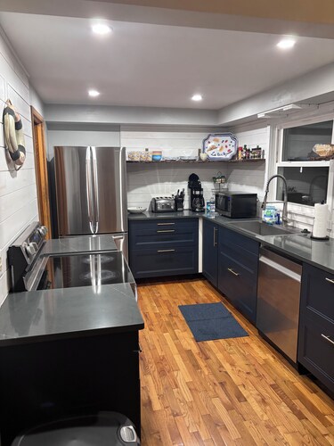 Welcoming 3-bedroom house with AC in charming Holland close to the beach.