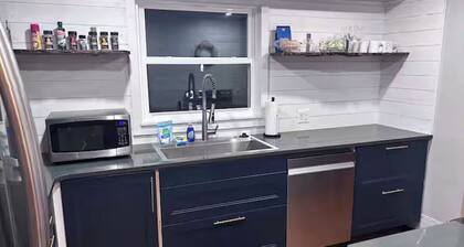 Welcoming 3-bedroom house with AC in charming Holland close to the beach.