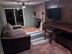 Smart TV, fireplace, video games, books