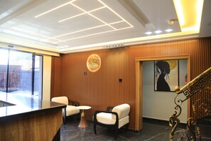 Lobby - Victoria Plus Hotel & Suites (Asaba)