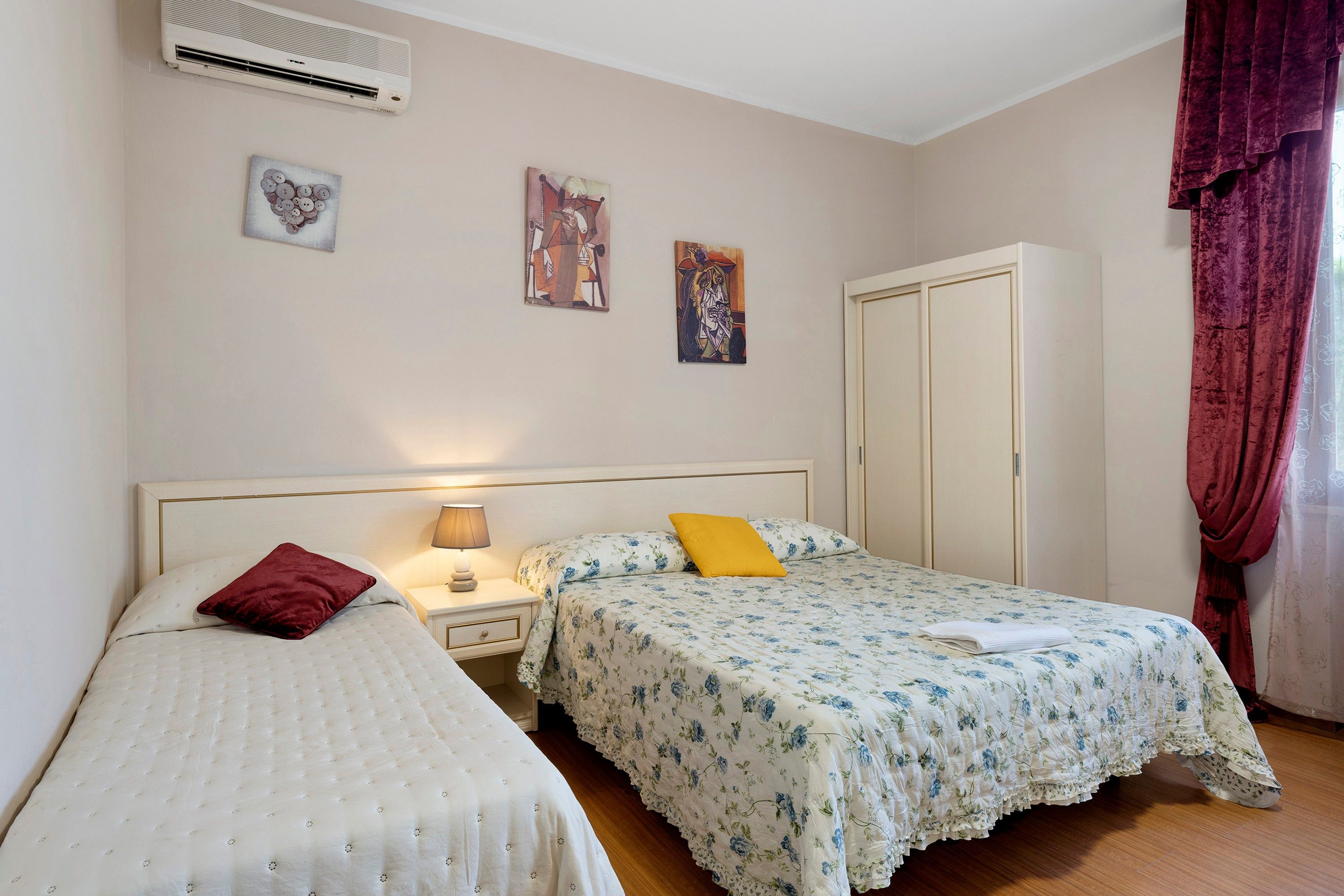 1 bedroom, WiFi, bed sheets