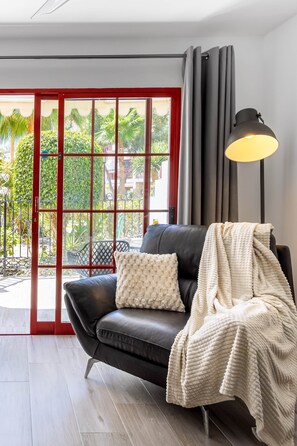 Living area - Ocean Breeze (Las Palmas)