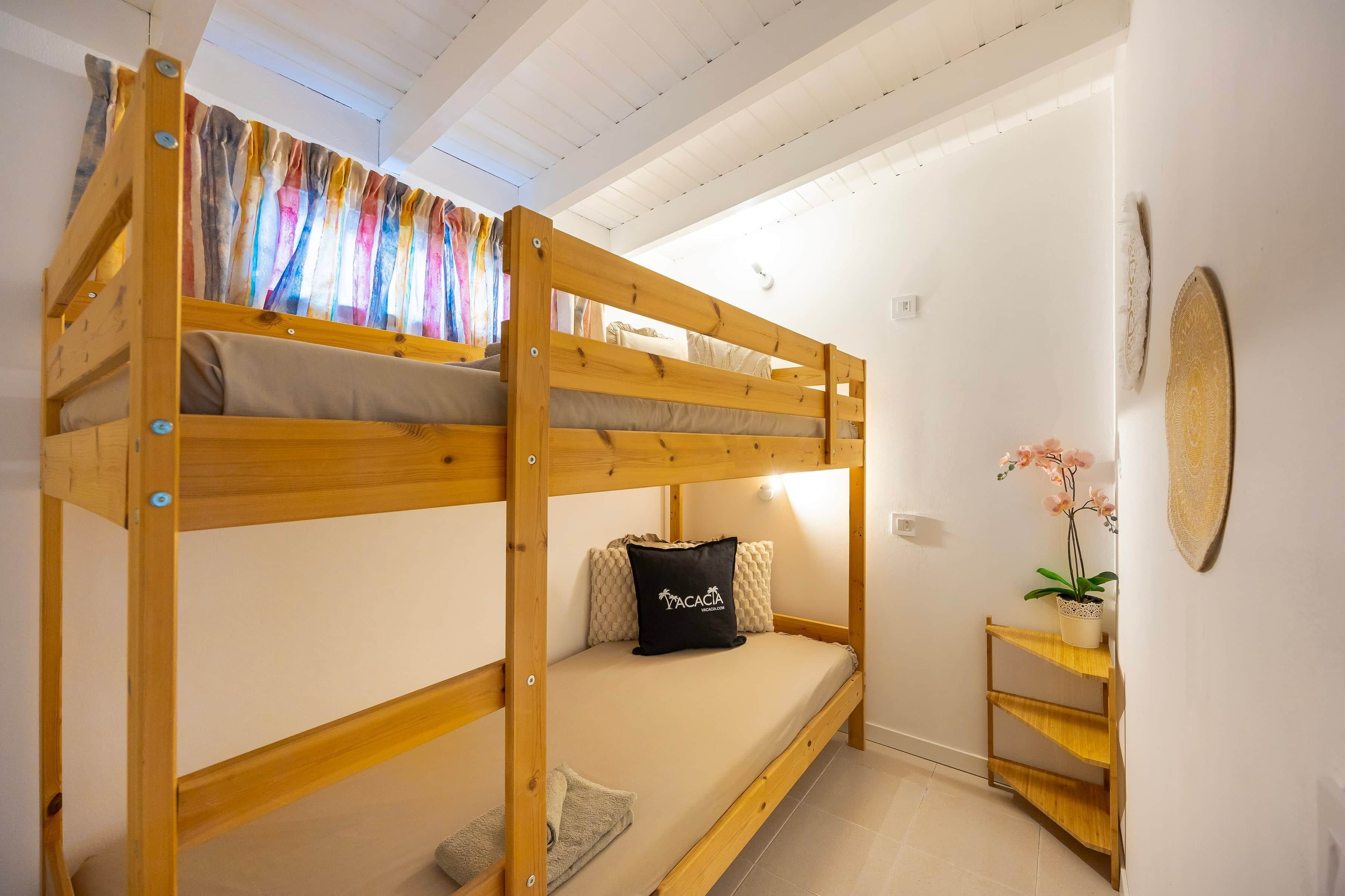 Bügeleisen/Bügelbrett, Reisekinderbett, WLAN, Bettwäsche