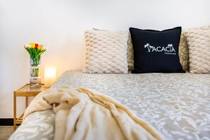 Iron/ironing board, travel cot, WiFi, bed sheets - Paseo Suiza (Las Palmas)