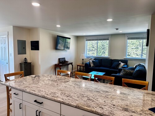MBA- New Apt w/Direct Access Snowmobile/ATV Trail