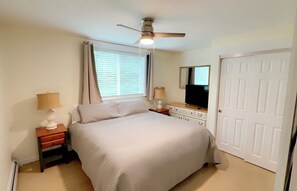 2 bedrooms, desk, iron/ironing board, travel cot - MBA- New Apt w/Direct Access Snowmobile/ATV Trail (Presque Isle)