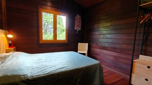 3 chambres, fer et planche Ă repasser, Wi-Fi, draps fournis