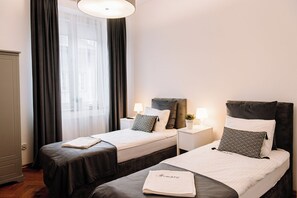 Classic-Apartment | Verdunkelungsvorhänge, Bügeleisen/Bügelbrett, kostenloses WLAN