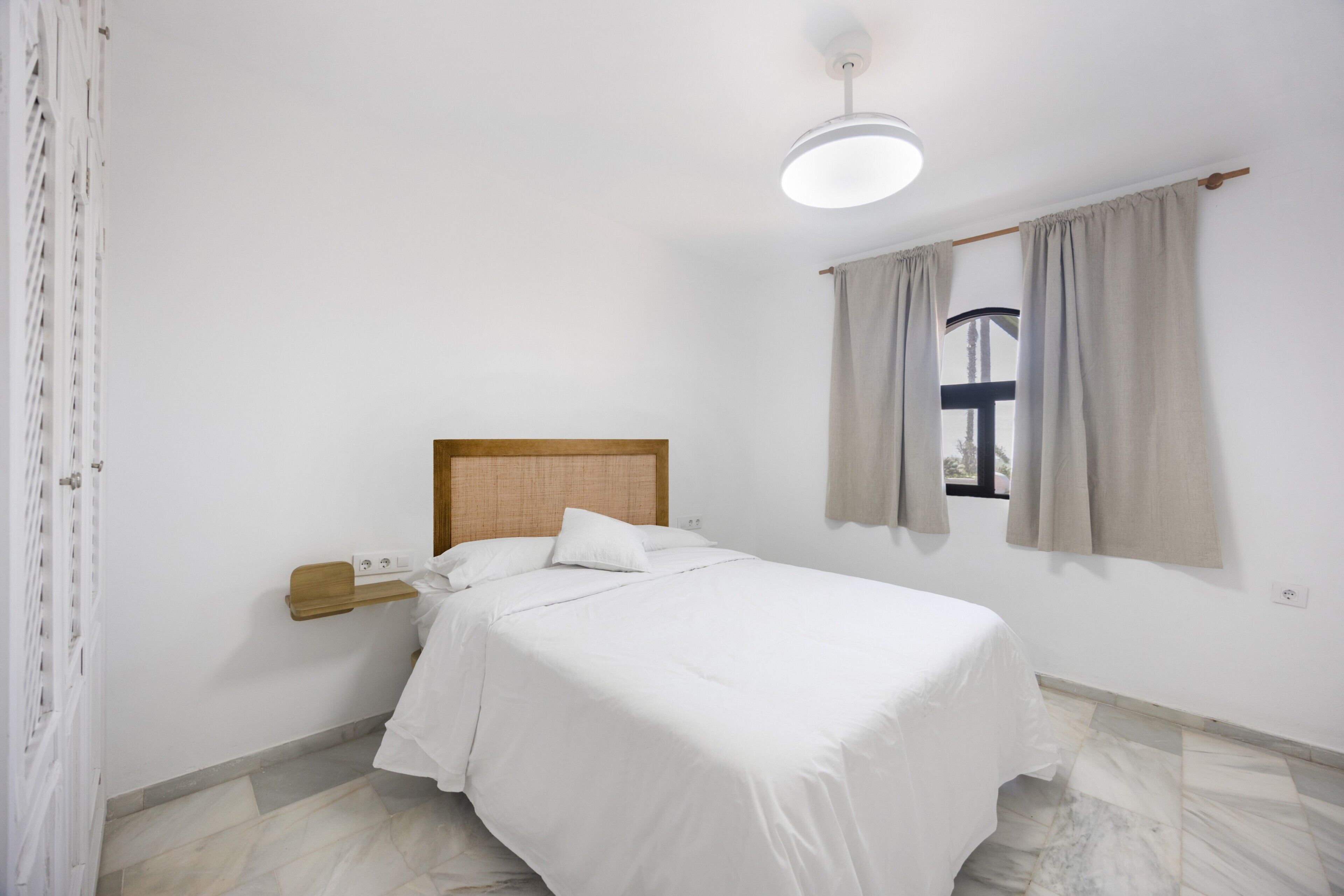 Wifi y ropa de cama